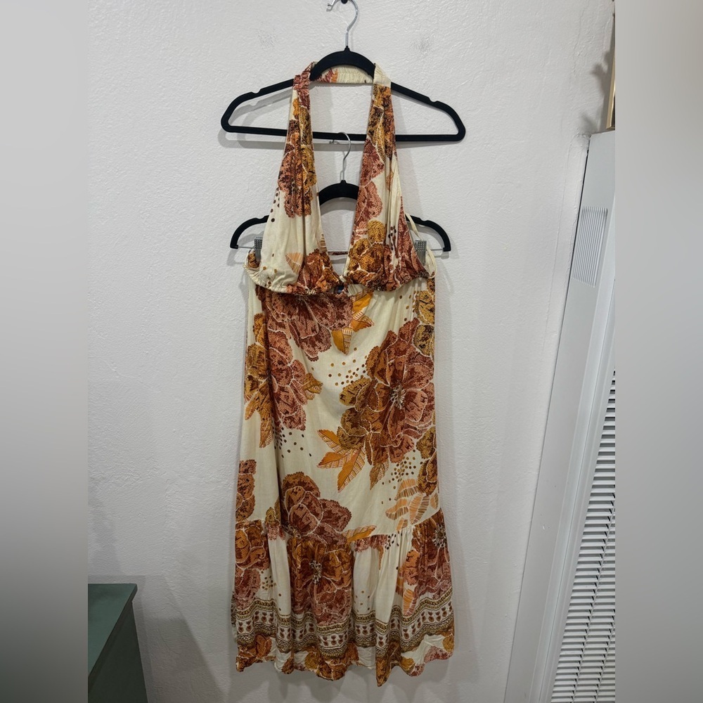 FARM Rio Floral Cut Out Maxi Halter Dress size Large - Picture 5 of 12